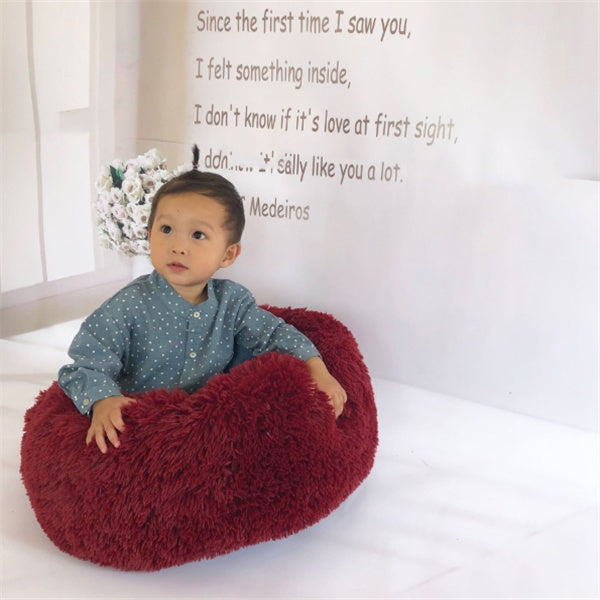 Round Plush Cat Bed – Warm Winter Pet Nest Pad with Anti-Slip Base