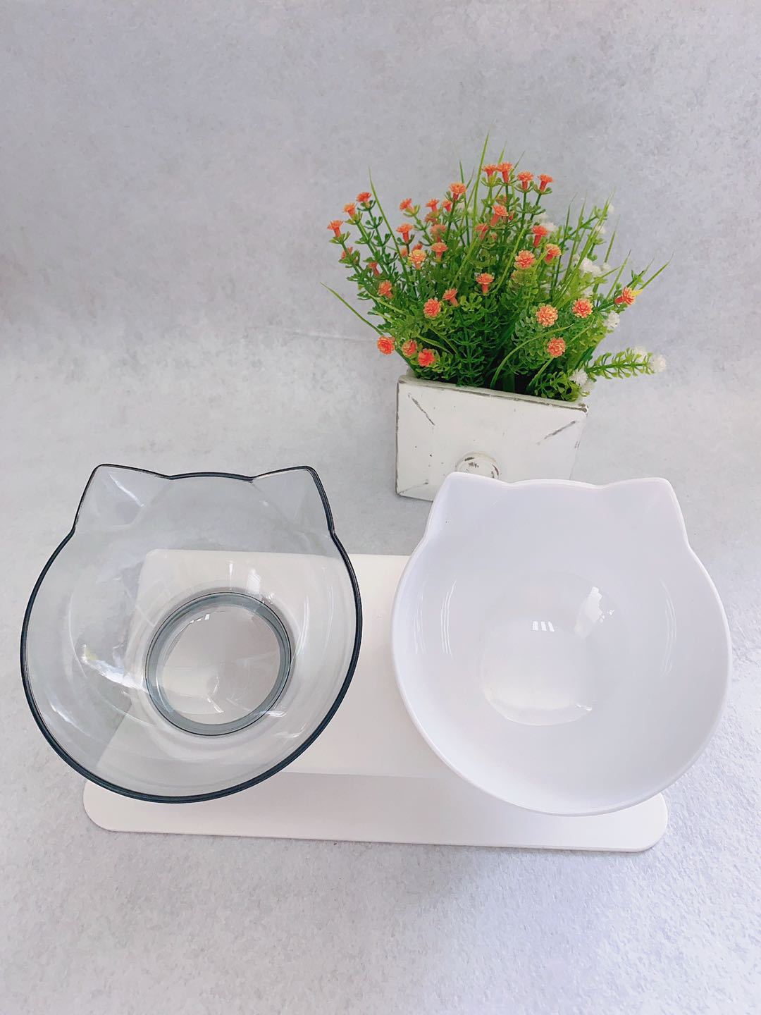 Cat Double Bowl with Stand – 15° Tilt anti-slip Neck Protection Feeder